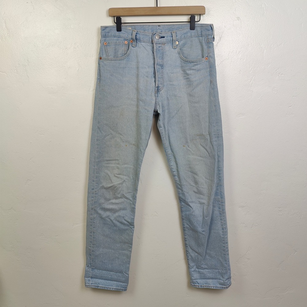 Levi's 501 93 Mens Jeans 32x34 Blue Light Wash Straight Leg Button Fly Classic